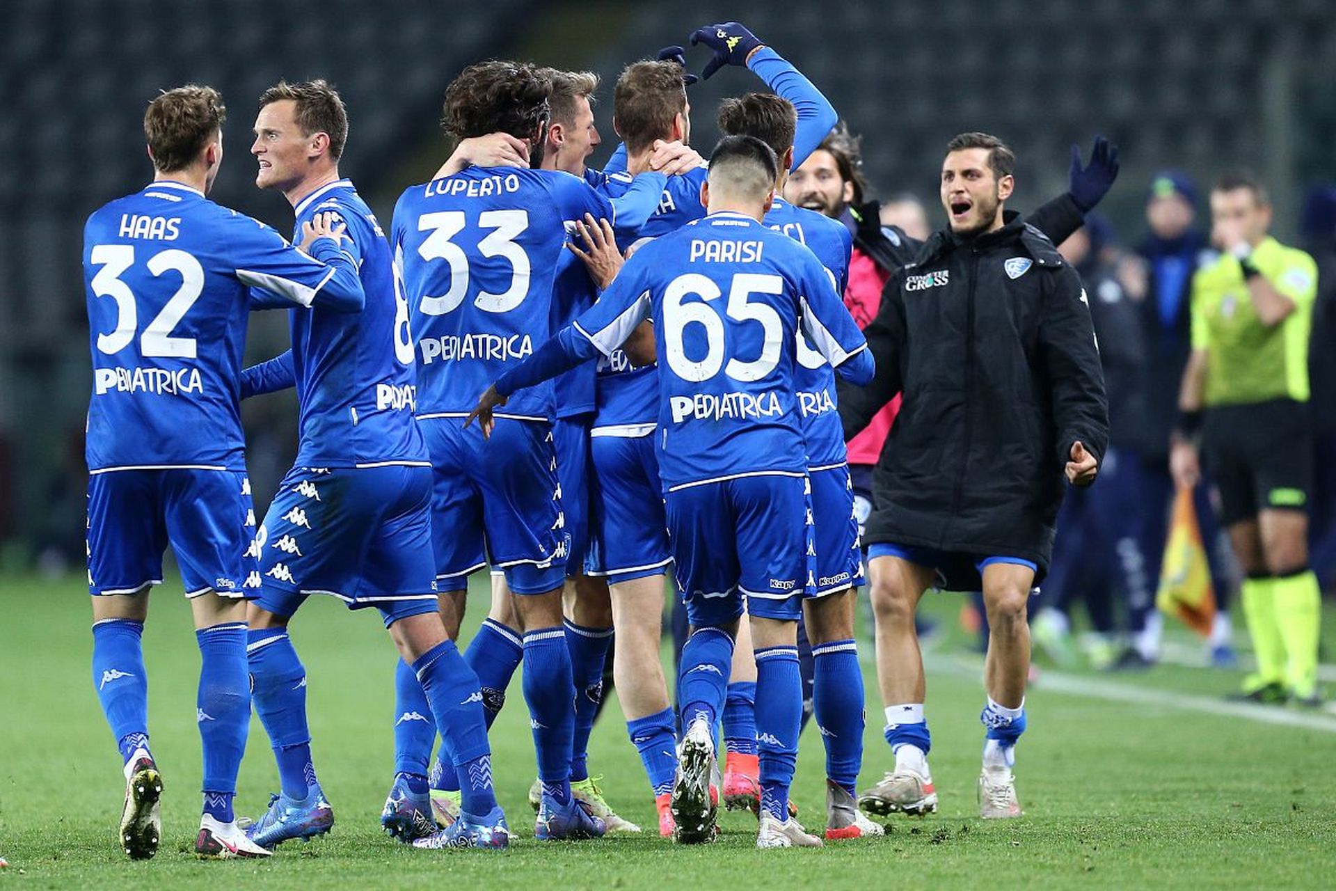 足以证明任 足以证明任